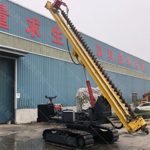 直銷光伏履帶鉆孔機，螺旋光伏鉆孔機